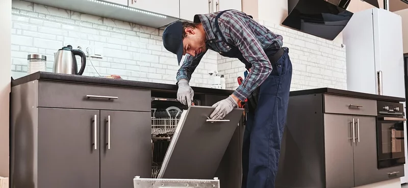 Servicii complete de intretinere si reparatii pentru locuinta dumneavoastra